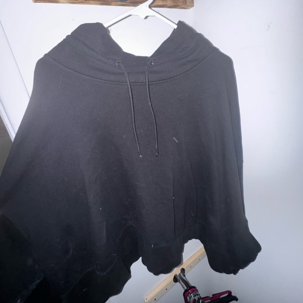Black Sweatshirt